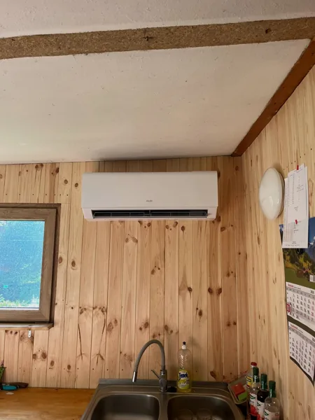 Klimatyzacja, Nienawiszcz, AUX C-Smart (zdjęcie 1 z 3)