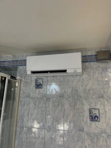 Klimatyzacja, Przemęt, Mitsubishi Electric Hyper Heating (zdjęcie 1 z 3)