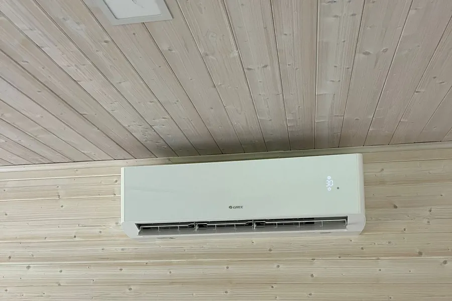Realizacja Adapia Energy: Gree Amber Prestige, Dąbrówka Kościelna
