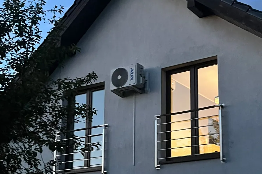 Realizacja Adapia Energy: Agregat AUX na elewacji